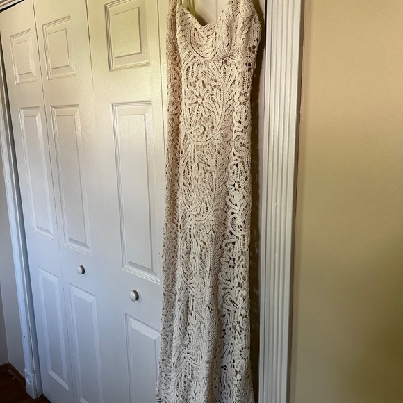 BARDOT Adoni Crochet Midi Dress - Picture 3 of 4